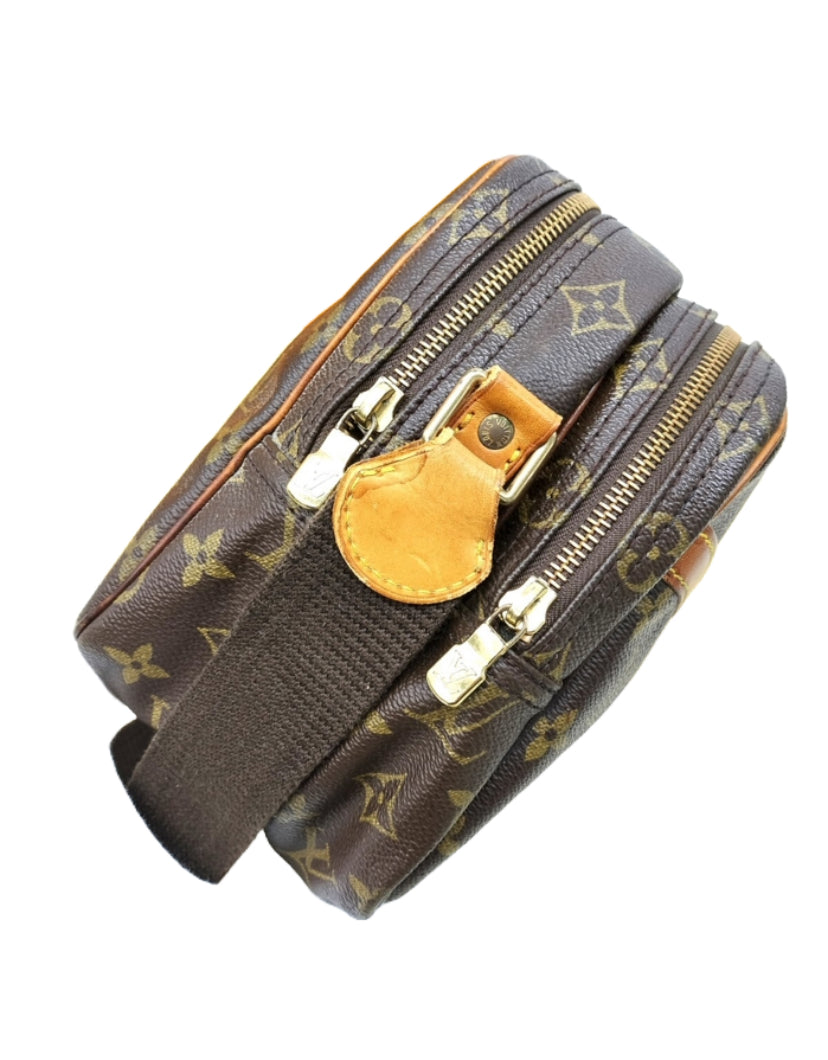 Louis Vuitton Reporter