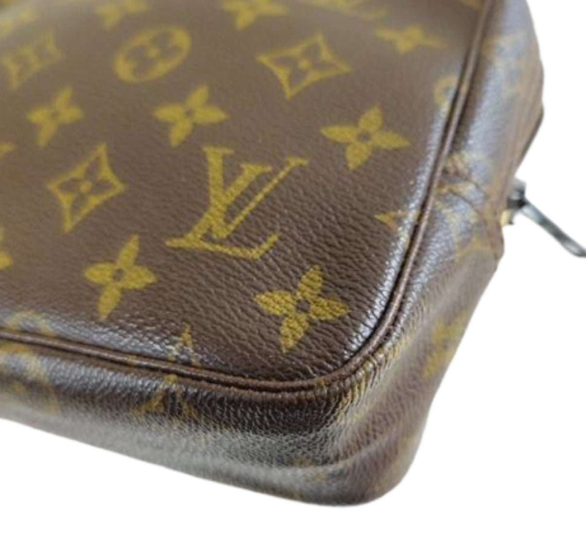 Louis Vuitton Clutch - Relovedbags