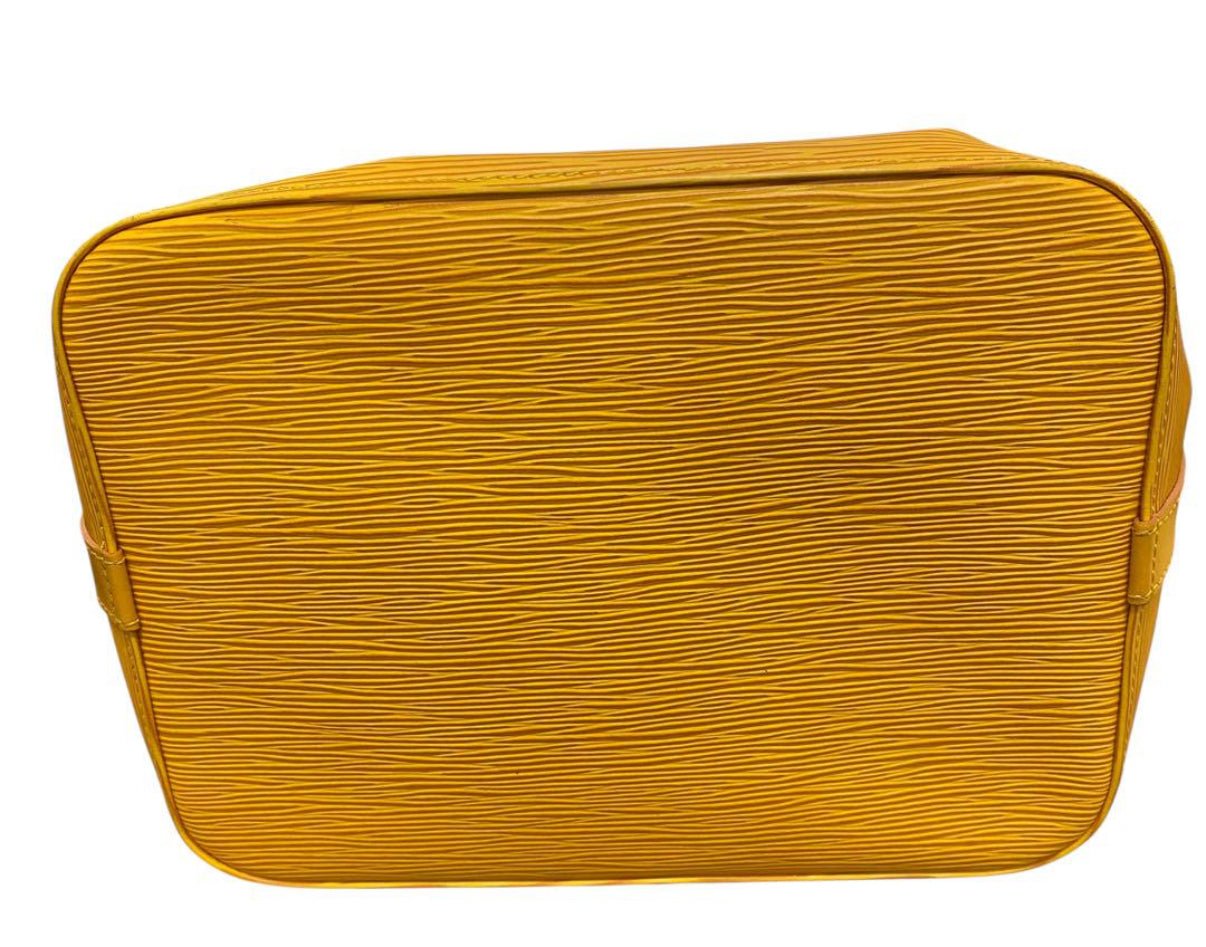 Louis Vuitton Petit Noé - Relovedbags