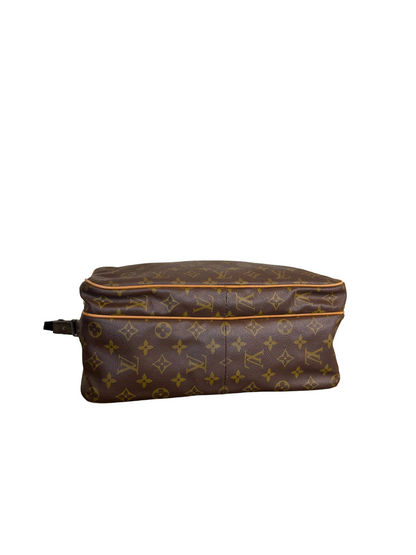 Louis Vuitton Nile GM