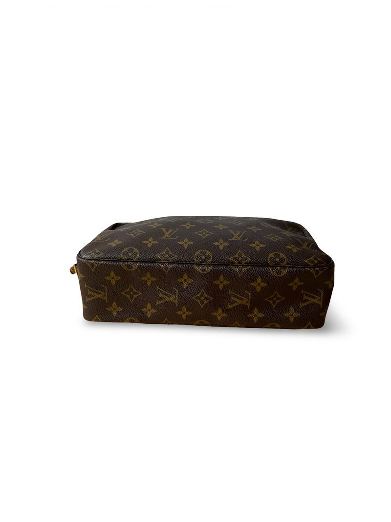 Louis Vuitton Clutch