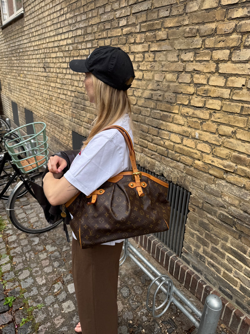 Louis Vuitton Tivoli