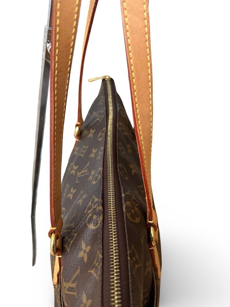 Louis Vuitton Totally