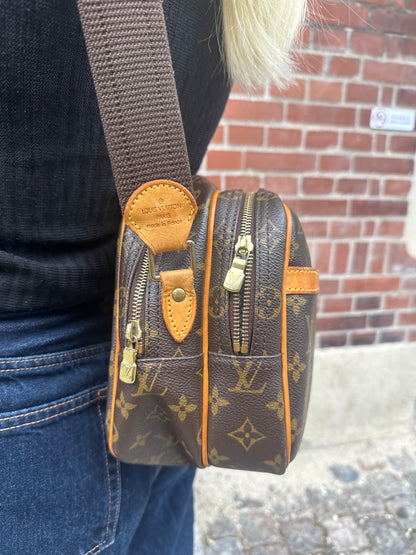 Louis Vuitton Reporter PM