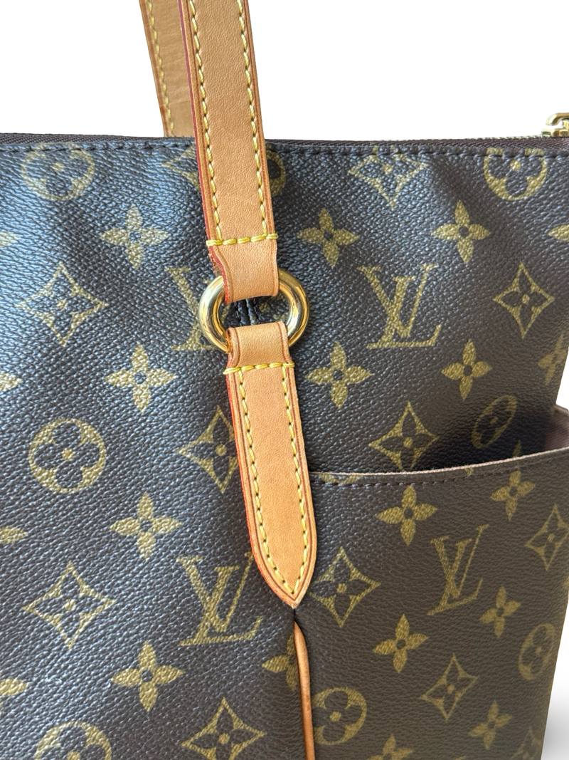 Louis Vuitton Totally
