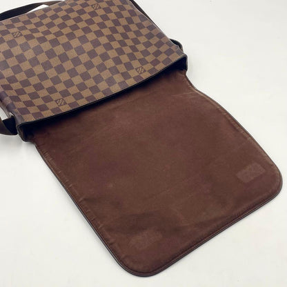 Louis Vuitton District Damier