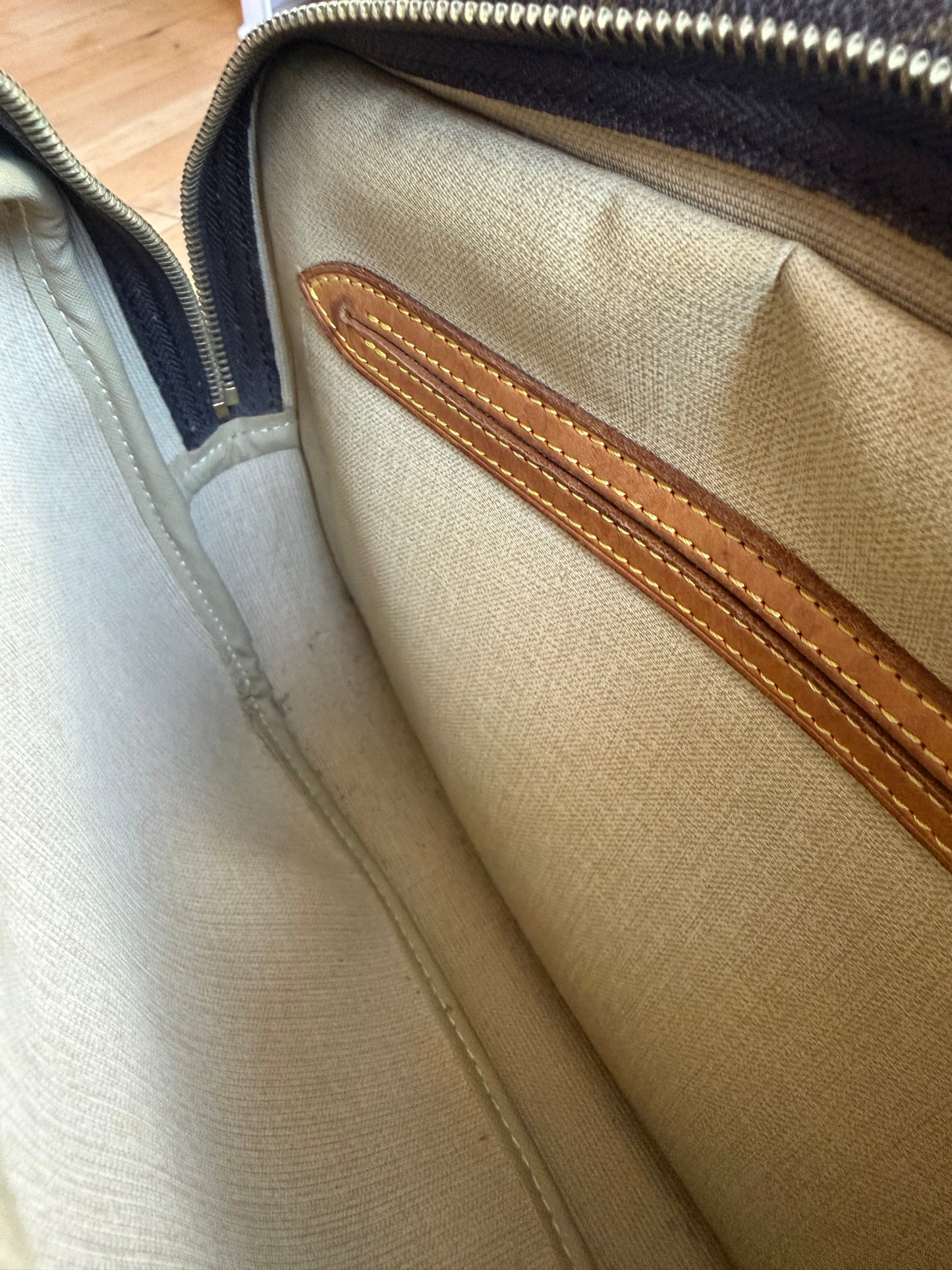 Louis Vuitton Reporter PM