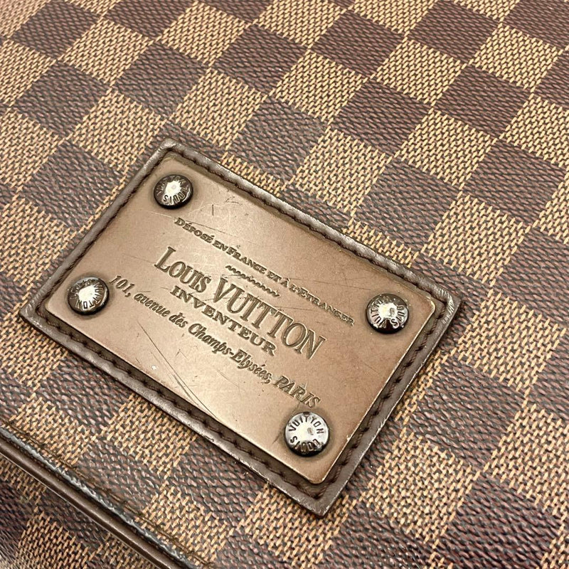 Louis Vuitton District Damier