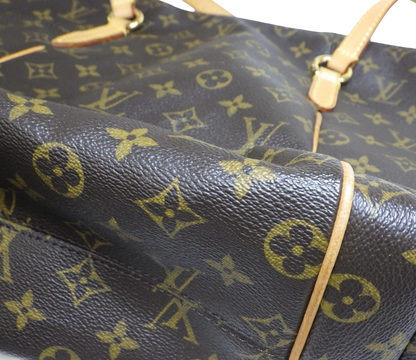Louis Vuitton Totally