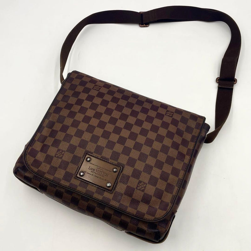 Louis Vuitton District Damier