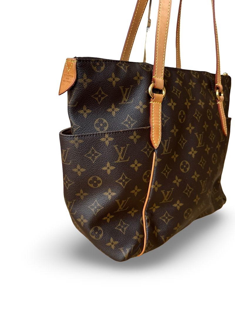 Louis Vuitton Totally