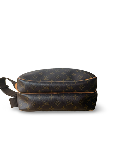 Louis Vuitton Reporter PM