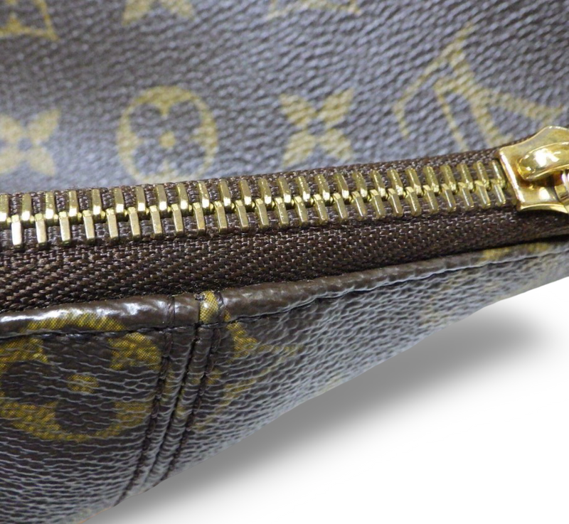 Louis Vuitton Totally