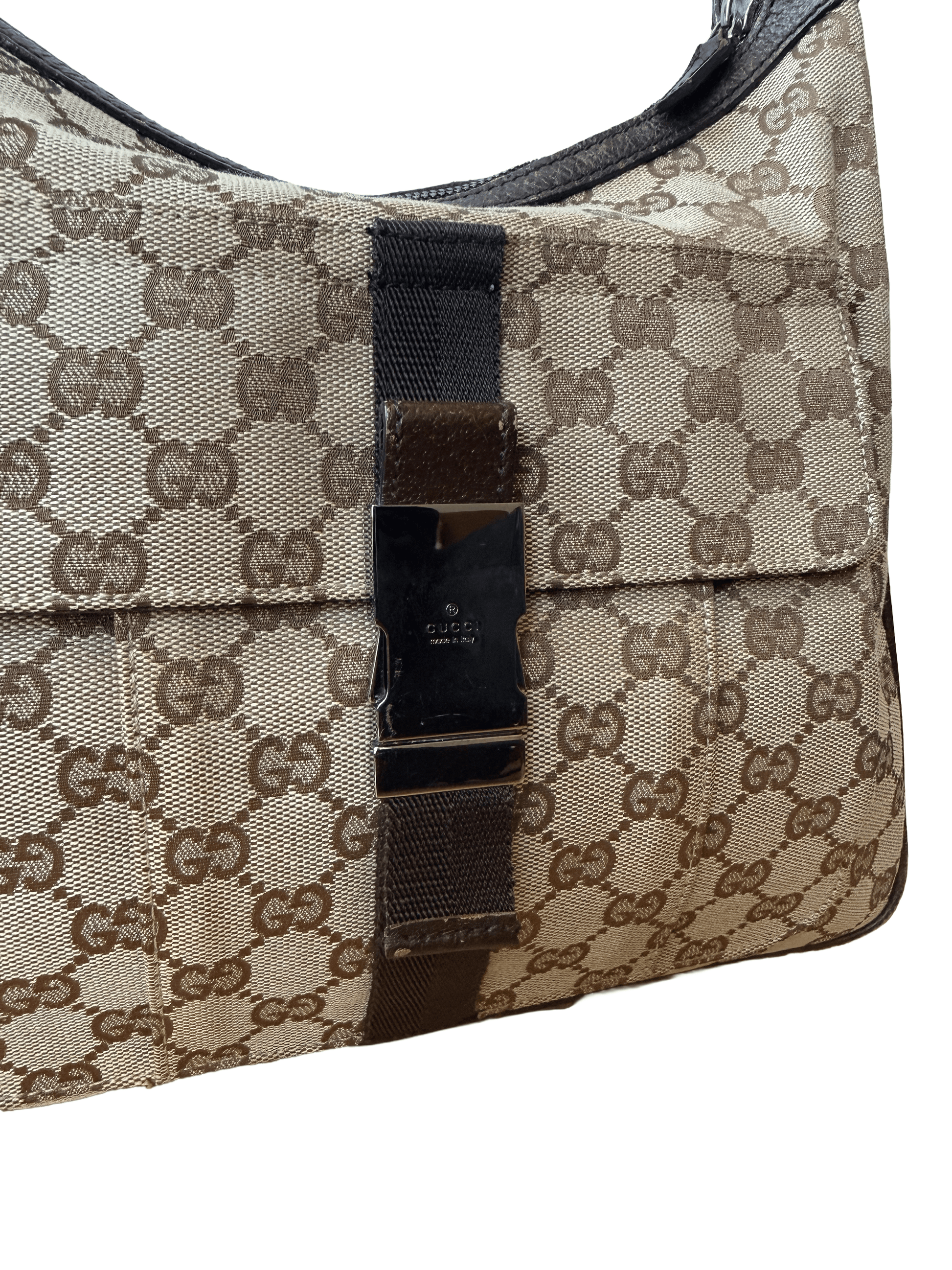 Gucci Crossbody - Relovedbags