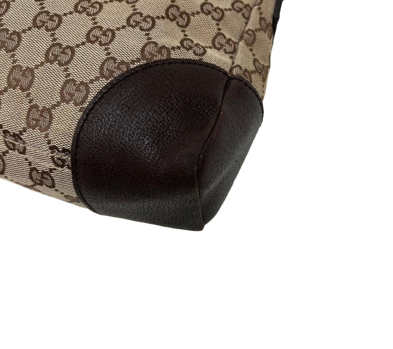 Gucci Crossbody - Relovedbags