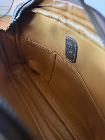 Gucci Crossbody - Relovedbags