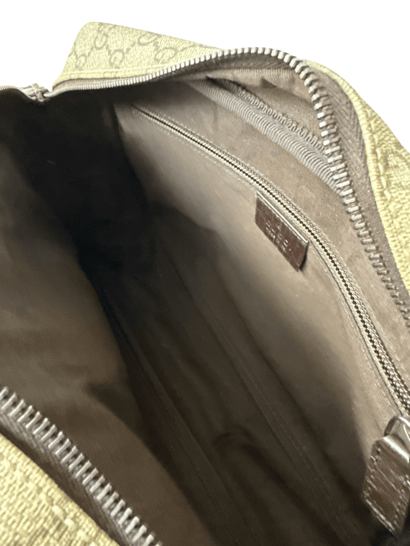 Gucci Supreme Crossbody - Relovedbags