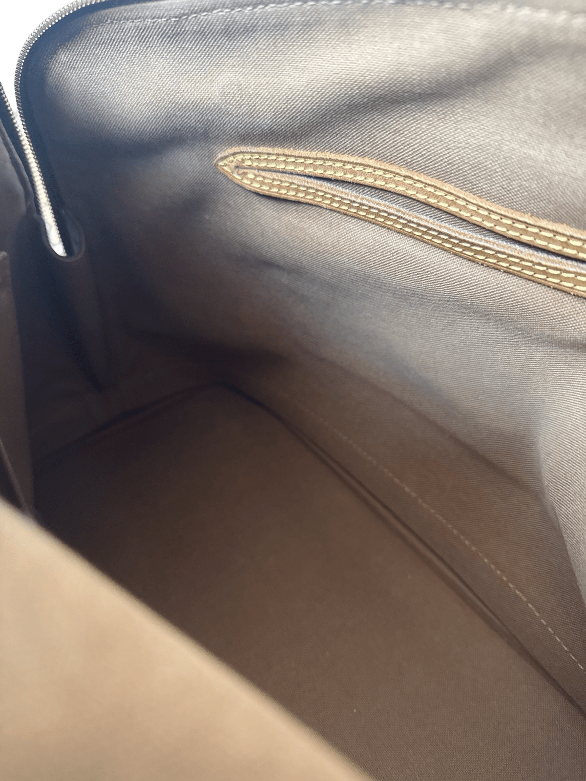 Louis Vuitton Alma - Relovedbags
