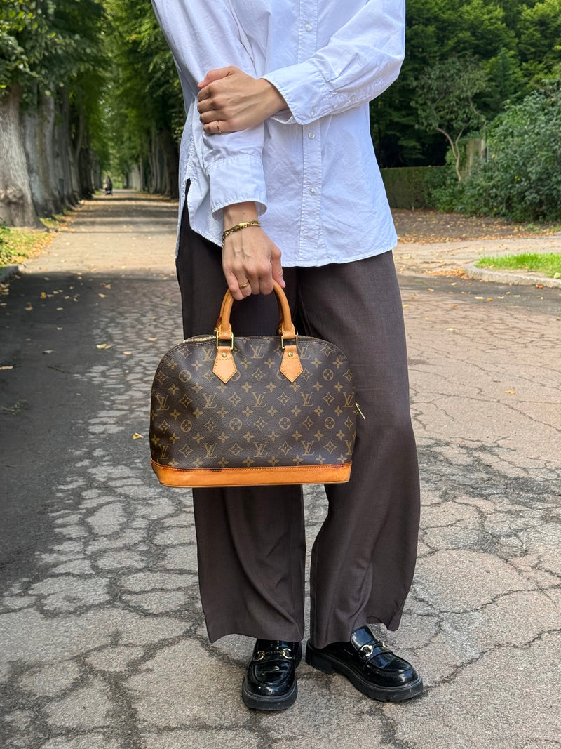 Louis Vuitton Alma - Relovedbags