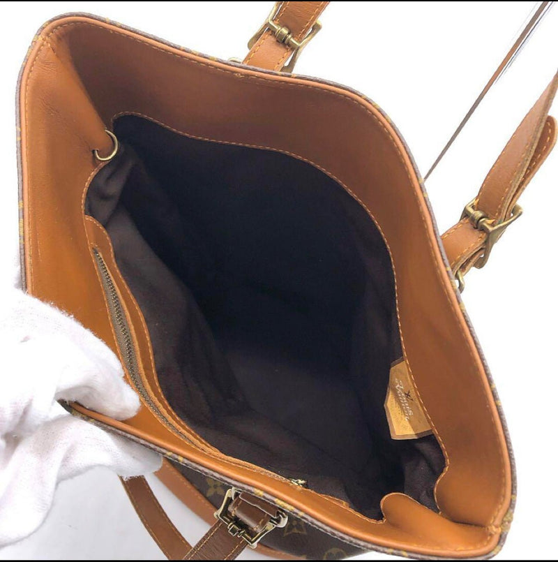 Louis Vuitton Bucket - Relovedbags
