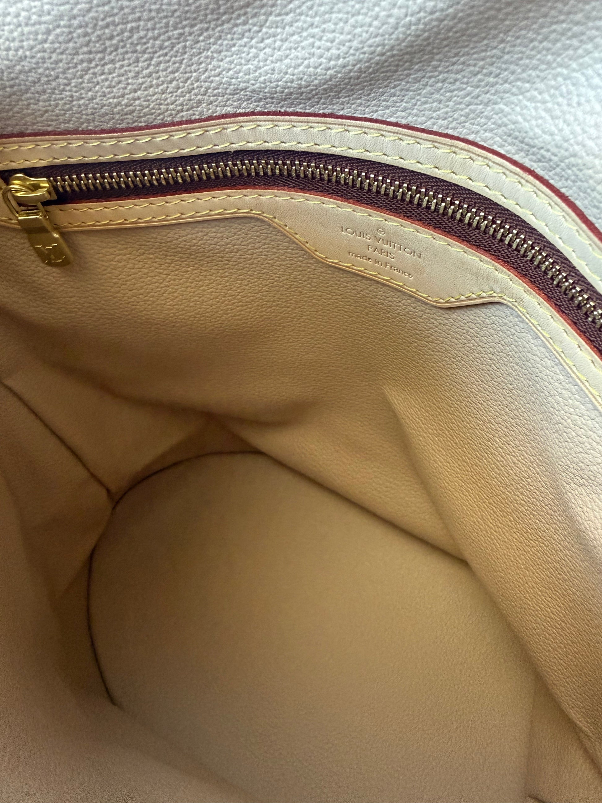 Louis Vuitton Bucket - Relovedbags