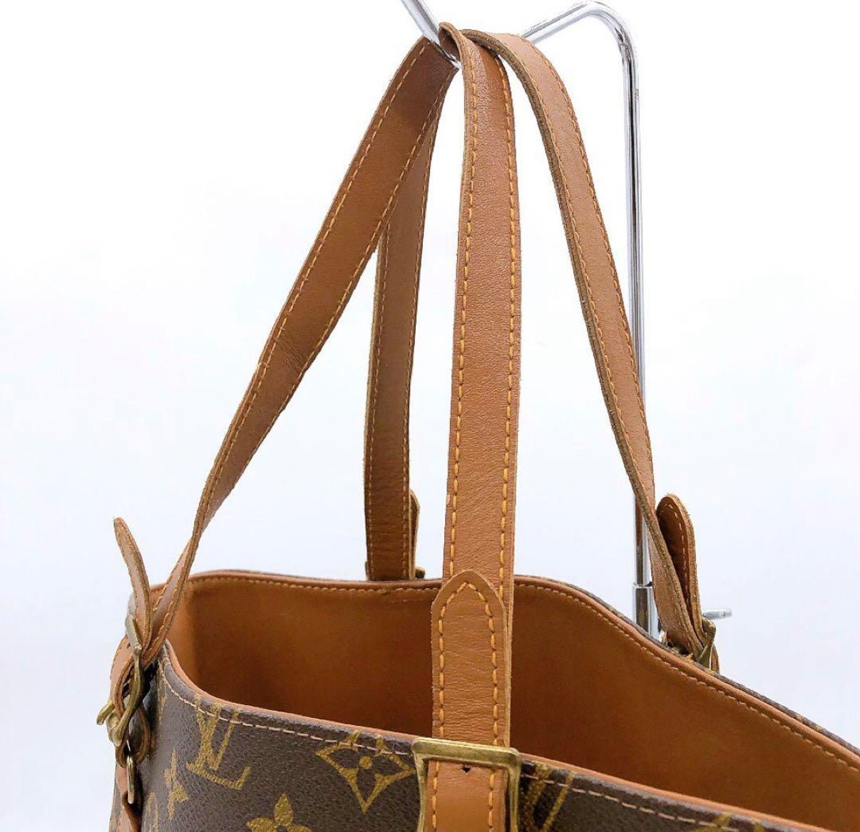 Louis Vuitton Bucket - Relovedbags