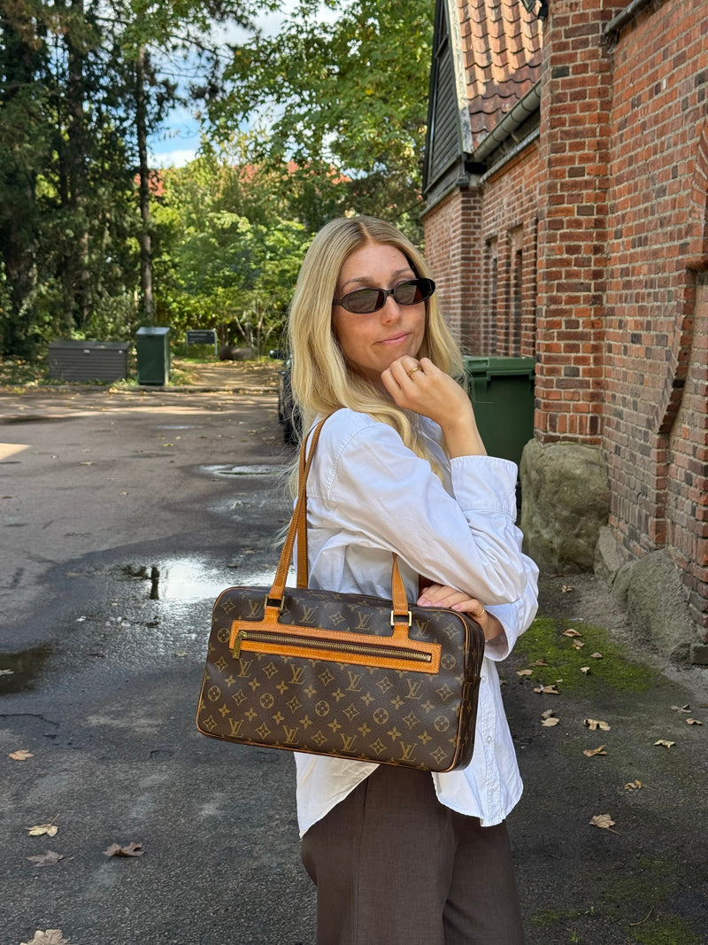 Louis Vuitton Cite GM - Relovedbags
