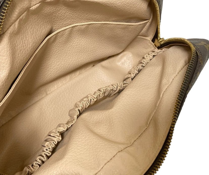 Louis Vuitton Clutch - Relovedbags