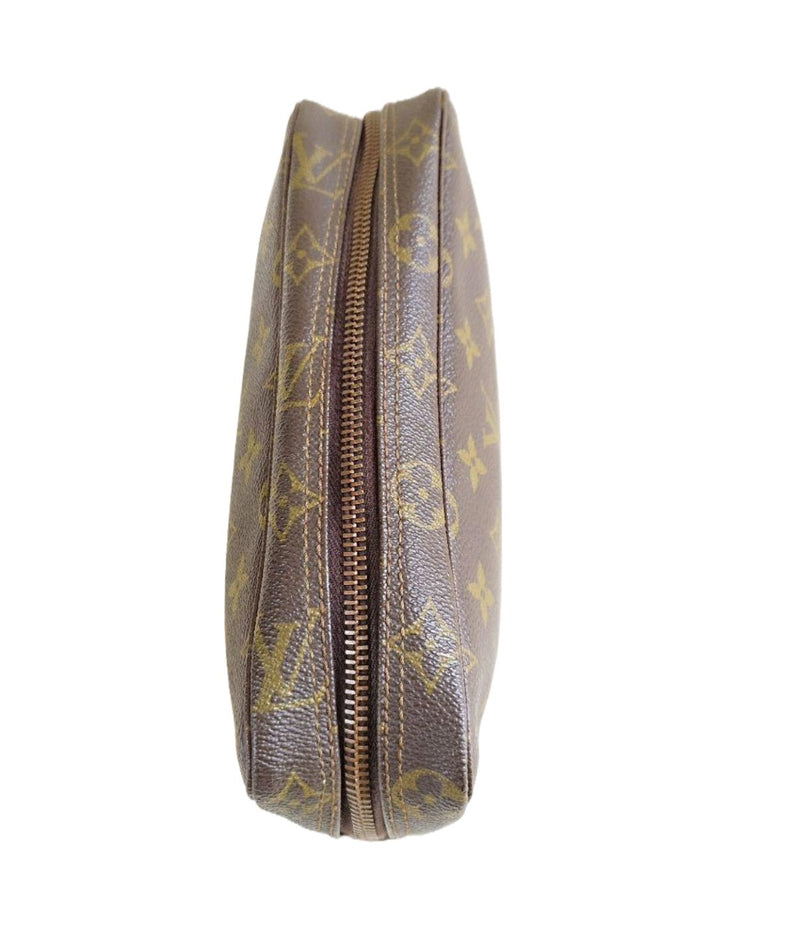 Louis Vuitton Clutch - Relovedbags