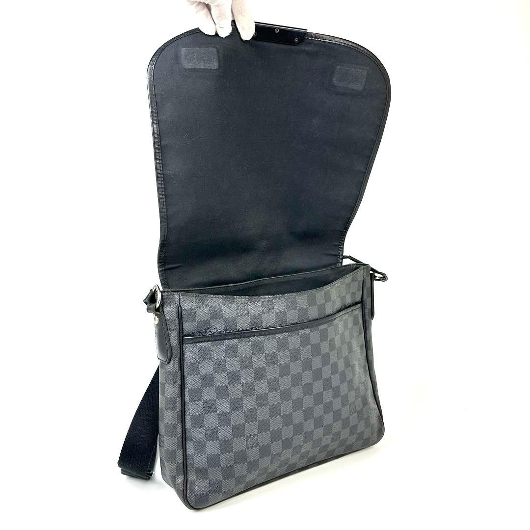 Louis Vuitton Daniel - Relovedbags