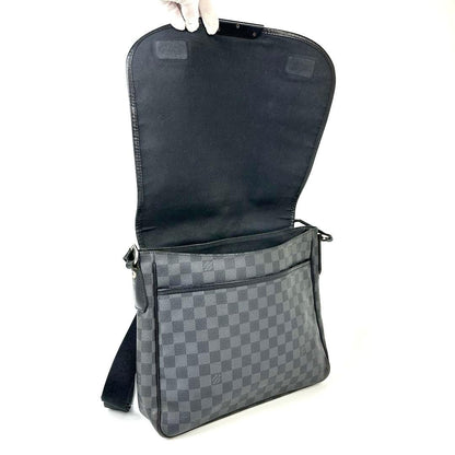 Louis Vuitton Daniel - Relovedbags