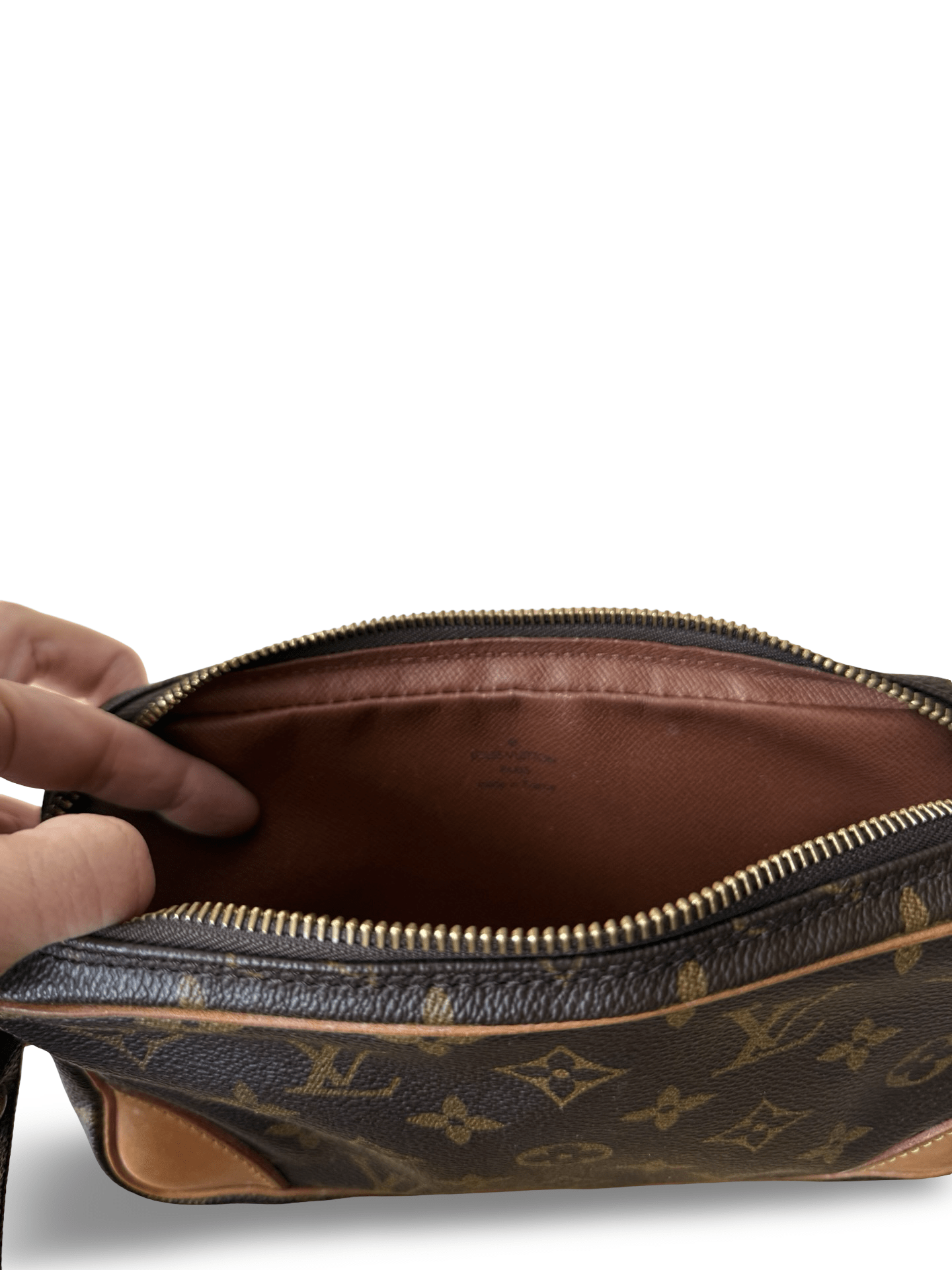 Louis Vuitton Dragonne - Relovedbags