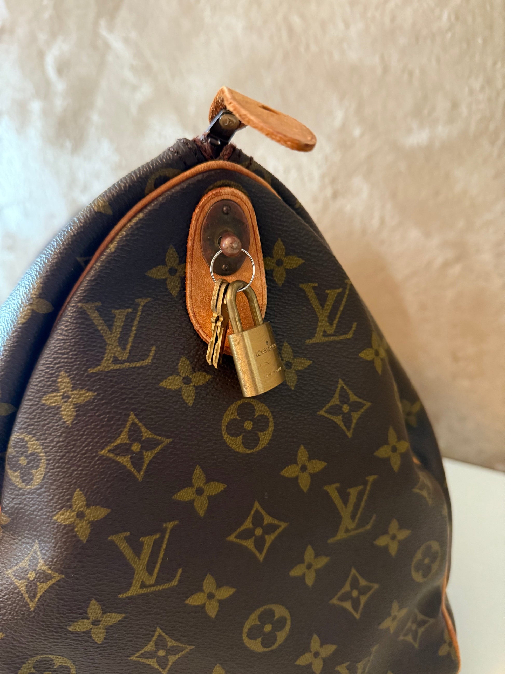 Louis Vuitton Keepall 45 - Relovedbags