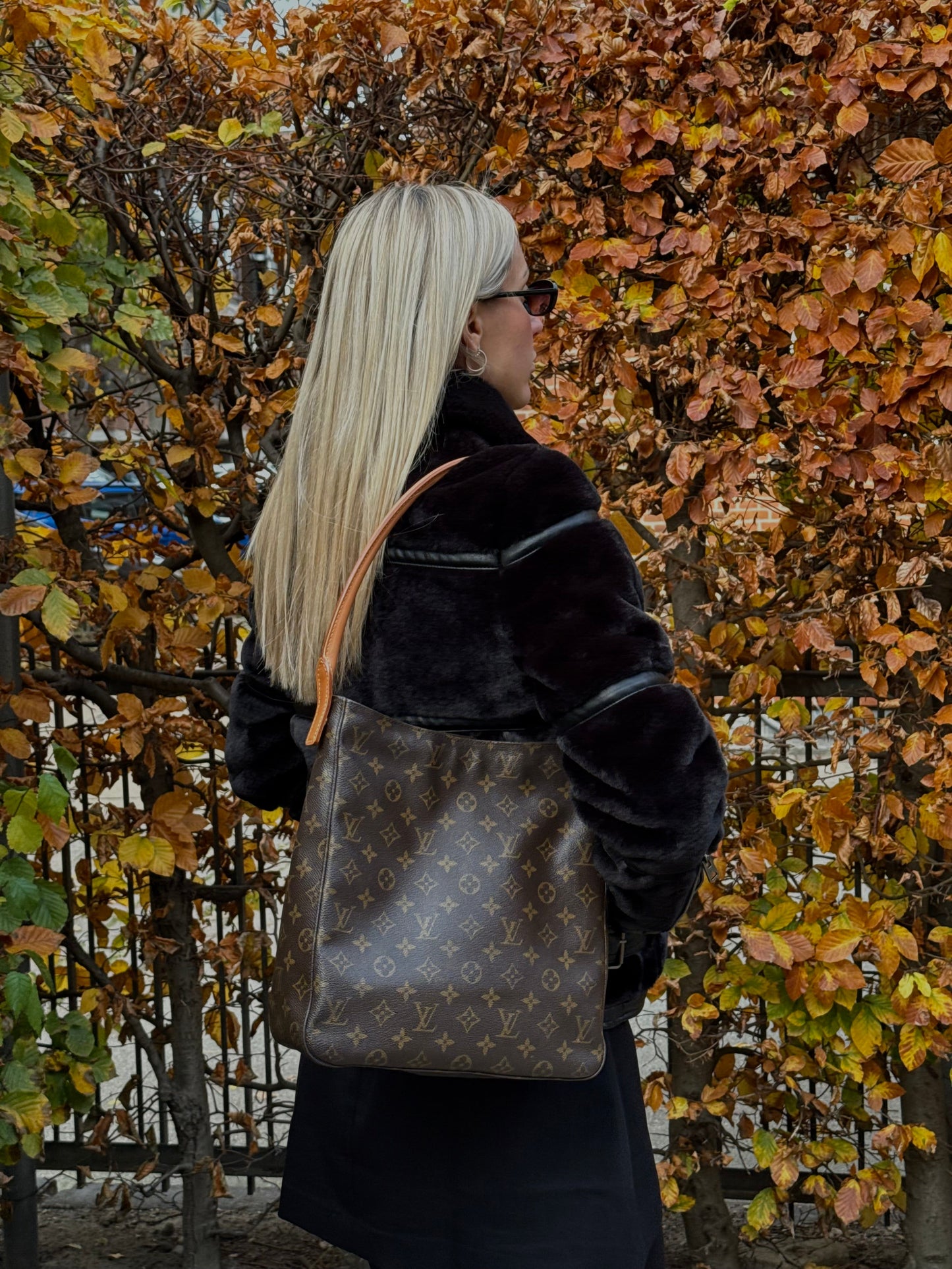 Louis Vuitton Looping GM - Relovedbags