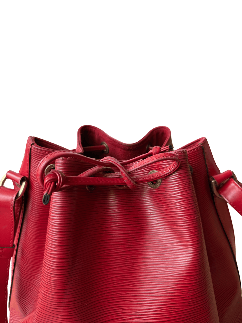 Louis Vuitton Petit Noé - Relovedbags
