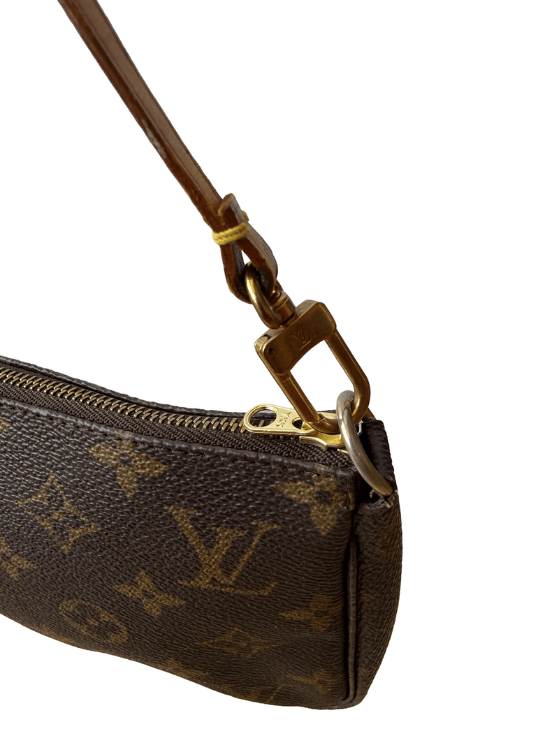 Louis Vuitton Pochette - Relovedbags