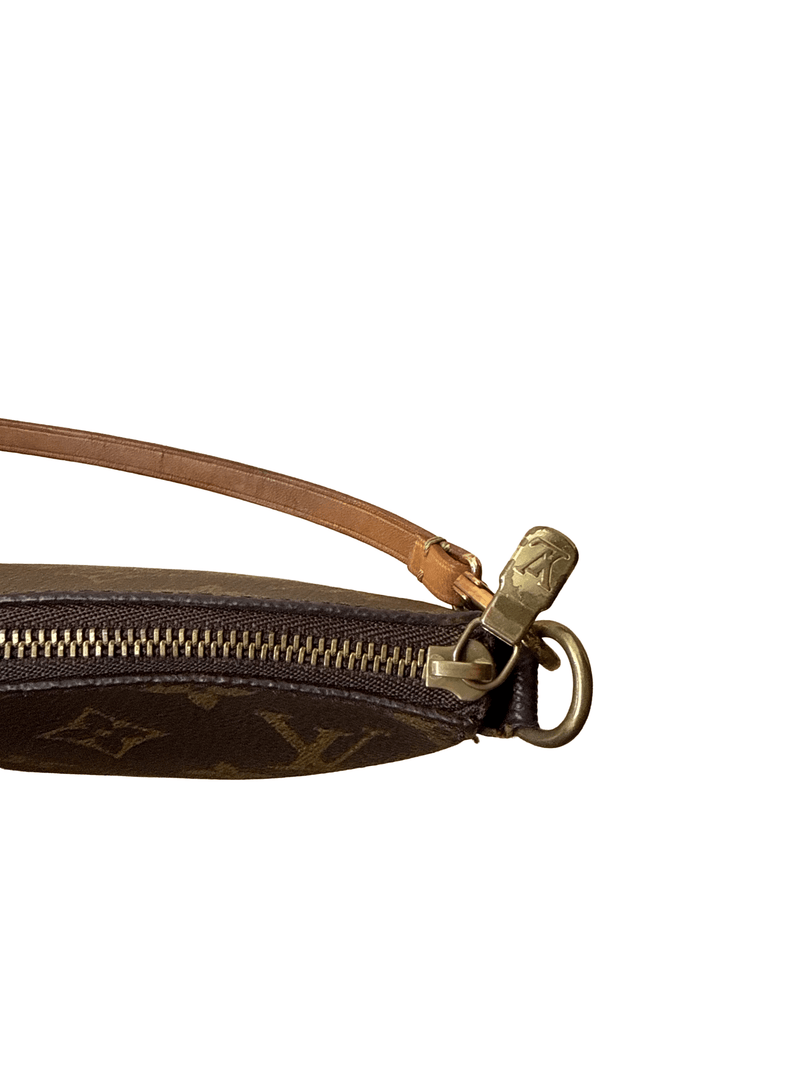 Louis Vuitton Pochette - Relovedbags