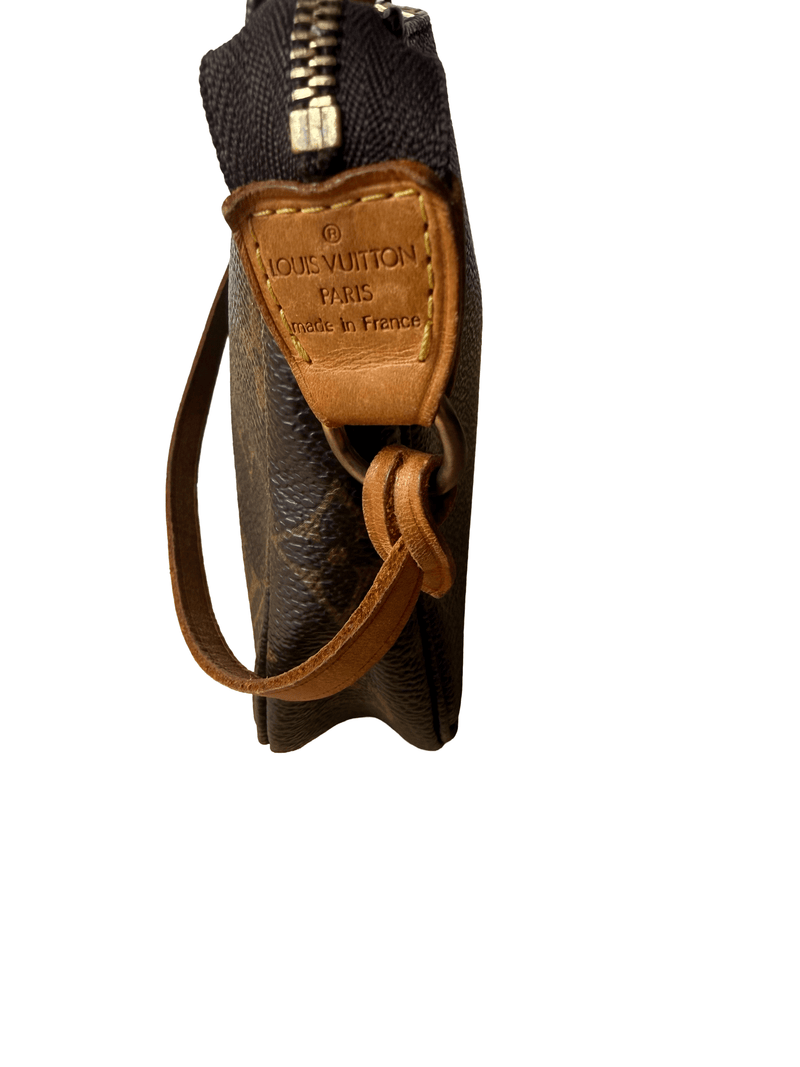 Louis Vuitton Pochette - Relovedbags