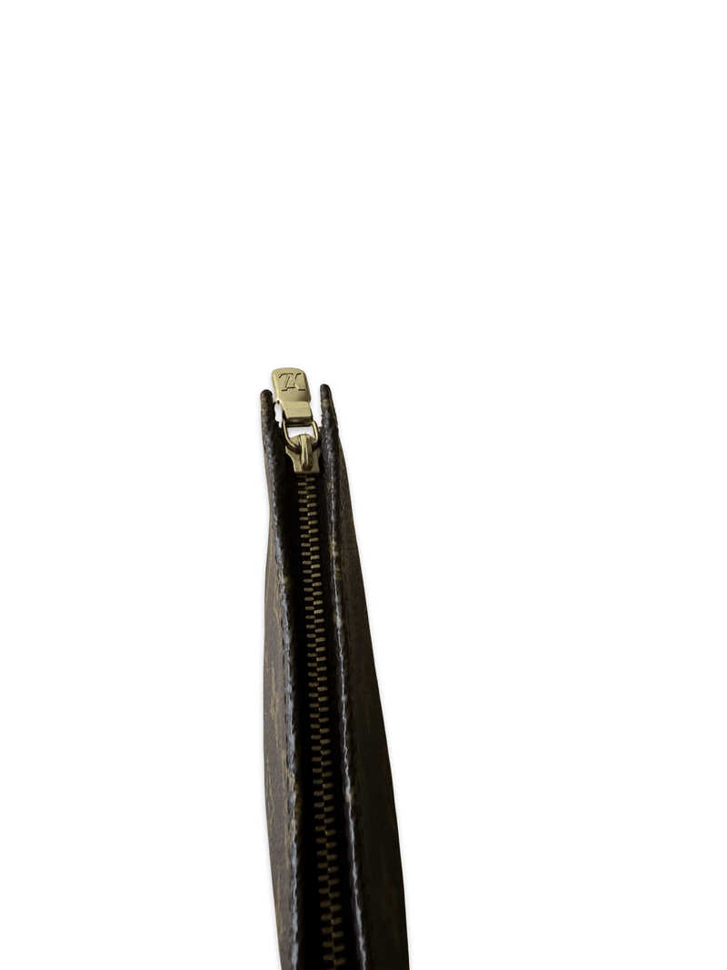 Louis Vuitton Pouch - Relovedbags