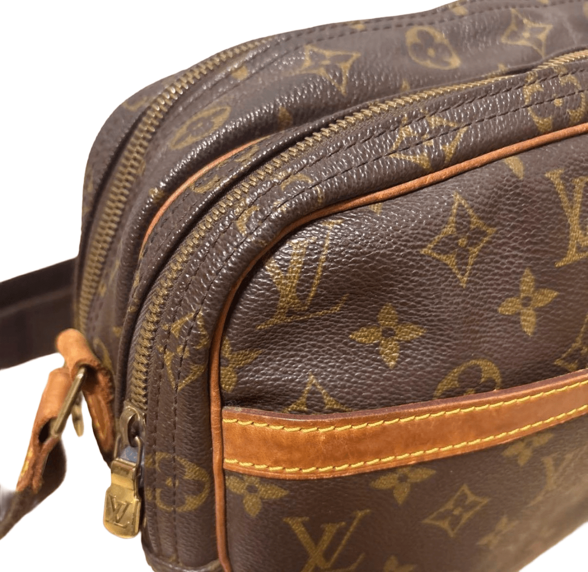 Louis Vuitton Reporter - Relovedbags