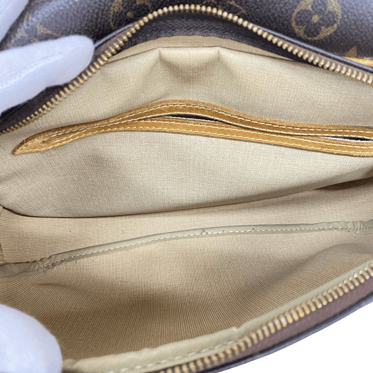 Louis Vuitton Reporter PM - Relovedbags