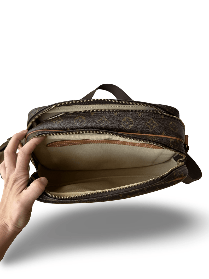 Louis Vuitton Reporter PM - Relovedbags