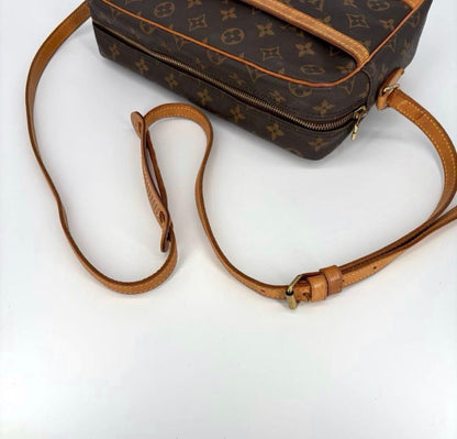 Louis Vuitton Trocadero 30 - Relovedbags