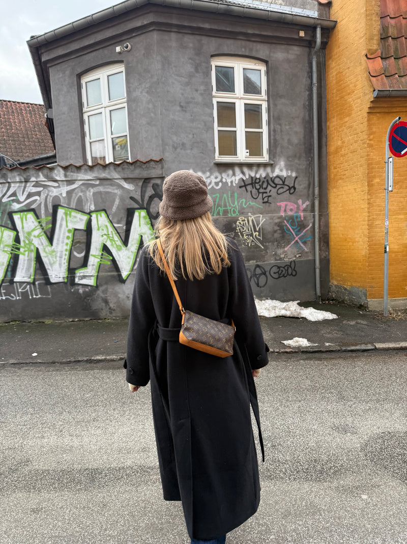 Louis Vuitton Trotter - Relovedbags