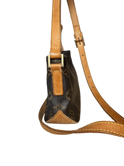 Louis Vuitton Trotter - Relovedbags