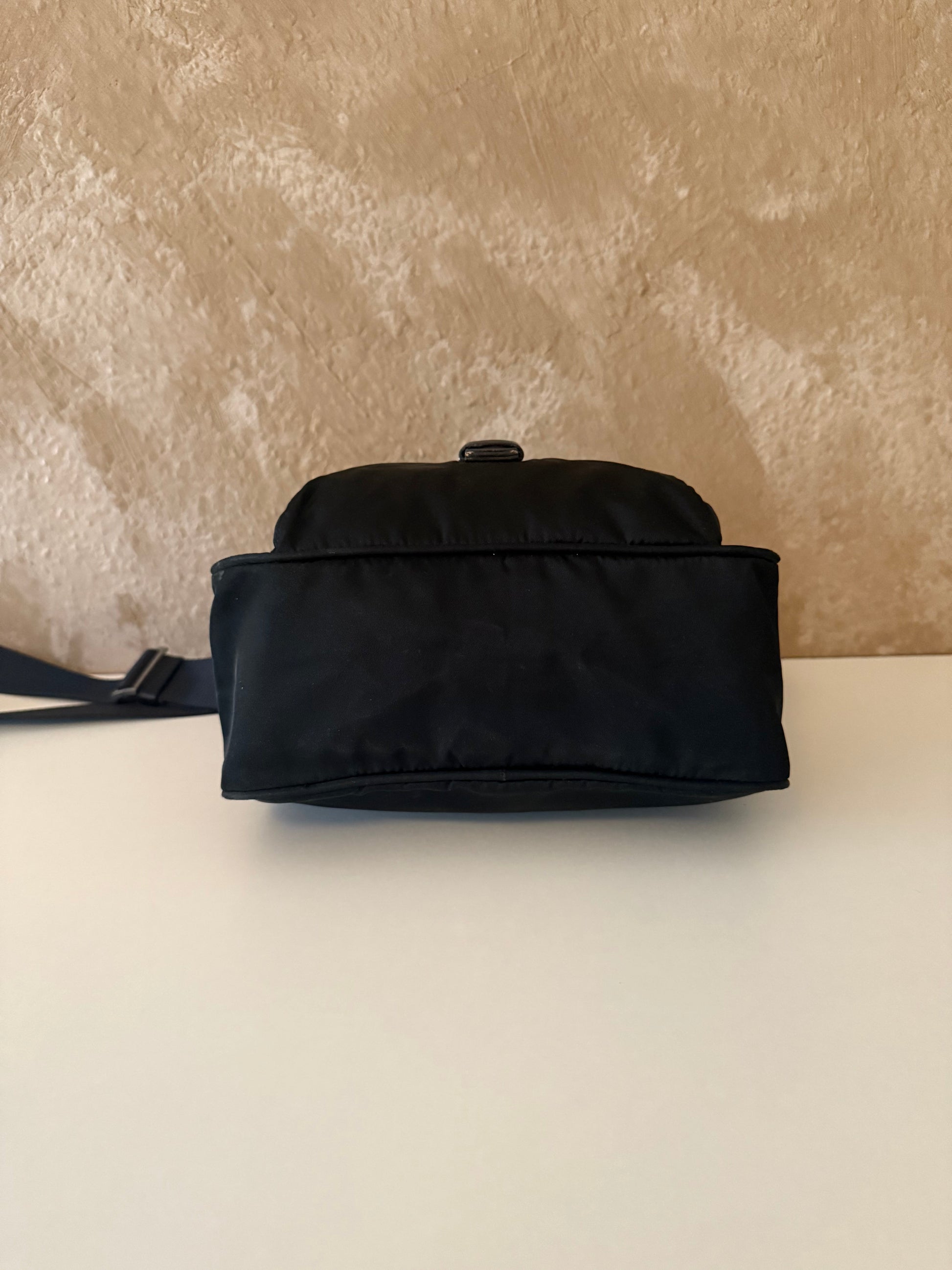 Prada Crossbody - Relovedbags