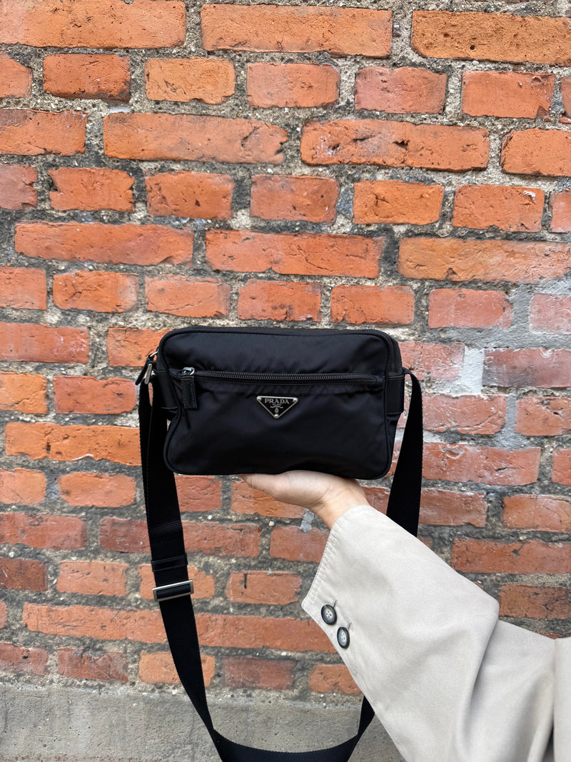 Prada Crossbody - Relovedbags